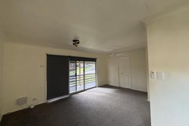 House For Lease - NSW - Raymond Terrace - 2324 - Refurbished family home in Roslyn Park  (Image 2)