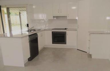 House For Lease - QLD - Gracemere - 4702 - Modern, Light-Filled Family Living in a Prime Location  (Image 2)