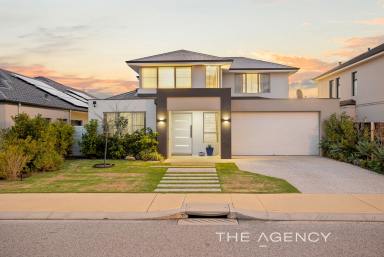 House For Sale - WA - Iluka - 6028 - MODERN COASTAL MASTERPIECE  (Image 2)