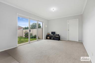 Townhouse For Sale - VIC - Kennington - 3550 - Modern, Low Maintenance Living, Close to It All  (Image 2)