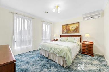 House For Sale - VIC - Pakenham - 3810 - PERFECT FOR THE GROWING FAMILY  (Image 2)