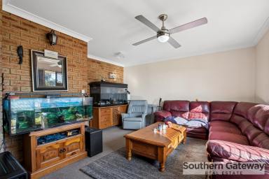 House For Sale - WA - Waikiki - 6169 - NEAT, SWEET AND FULL OF POTENTIAL (Image 2)
