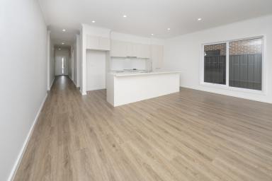 House For Sale - VIC - Swan Hill - 3585 - Brand New, Stylish & Ready to Move In  (Image 2)