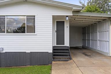 House For Sale - QLD - North Toowoomba - 4350 - Renovated Charm with Shed, Family Yard and Double street access (Image 2)