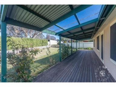 House For Sale - SA - Birdwood - 5234 - Get yourself into this beautiful hills township.  (Image 2)