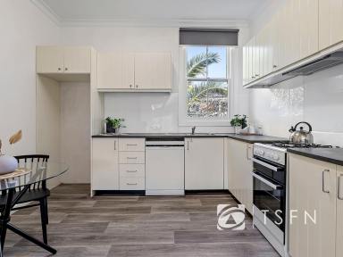 House For Sale - VIC - Golden Square - 3555 - Freshly Updated Cottage with Endless Potential.  (Image 2)