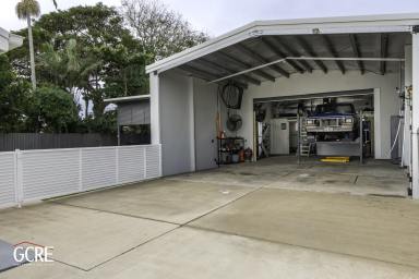 House For Sale - QLD - West Mackay - 4740 - The Shed Will Blow You Away!  (Image 2)