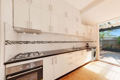 Duplex/Semi-detached Leased - NSW - Enmore - 2042 - Light Filled 2 Bedroom/1 Bathroom Victorian semi in ENMORE  (Image 2)