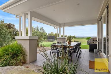 House For Sale - VIC - Yanakie - 3960 - Luxury On The Edge of Wilsons Promontory  (Image 2)