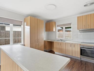 House For Lease - TAS - Warrane - 7018 - Spacious & Comfortable Living in the Heart of Warrane  (Image 2)