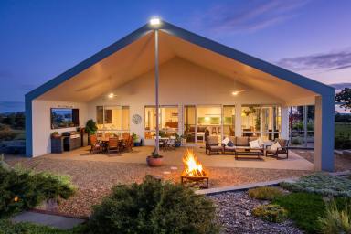 Lifestyle For Sale - NSW - Culcairn - 2660 - “Warekila Park” – A Stunning Rural Lifestyle Retreat  (Image 2)