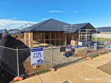 House For Sale - VIC - Kyabram - 3620 - "Off the Plan" - High-end Living in Walla Loop!  (Image 2)