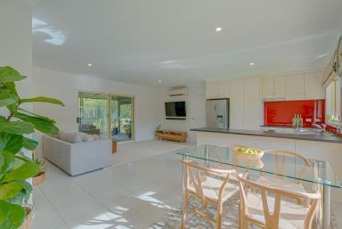 House For Sale - VIC - Myrtleford - 3737 - Modern Living in a Peaceful Court Location  (Image 2)