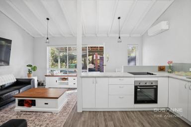 House For Sale - WA - Kalamunda - 6076 - Modern Comfort in the Heart of Kalamunda  (Image 2)