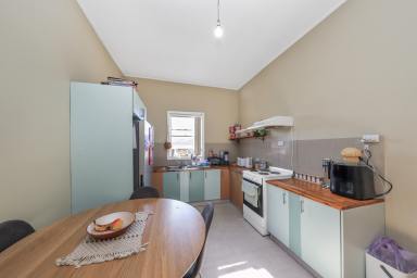 House For Sale - NSW - Tumut - 2720 - Prime Location!  (Image 2)