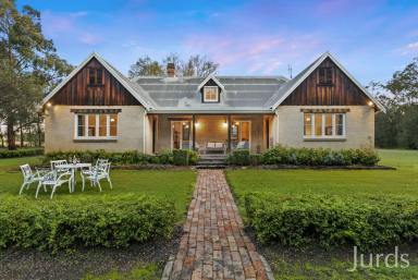 Lifestyle For Sale - NSW - Pokolbin - 2320 - THE CARRIAGES – A ROMANTIC VINEYARD ESTATE IN THE HEART OF HUNTER VALLEY WINE COUNTRY  (Image 2)