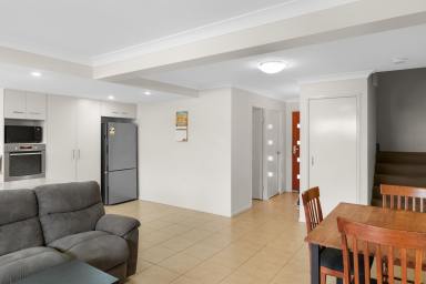 Unit For Lease - QLD - Newtown - 4350 - Modern Low-Maintenance Living Just Minutes from Toowoomba CBD  (Image 2)