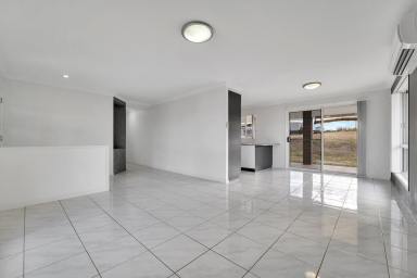 House For Lease - QLD - Meringandan West - 4352 - Spacious Family Sanctuary on 3,692m² – Just Minutes to Highfields (Image 2)
