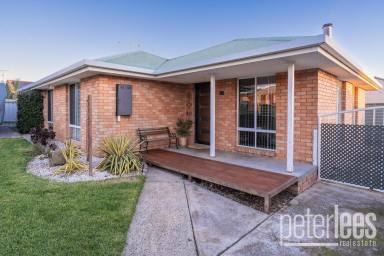House For Sale - TAS - Newnham - 7248 - Room to Live, Entertain & Grow  (Image 2)