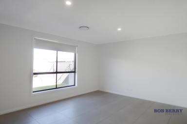 Villa For Lease - NSW - Dubbo - 2830 - Two Bedroom Villa in South Lakes Estate  (Image 2)