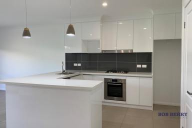 Villa For Lease - NSW - Dubbo - 2830 - Two Bedroom Villa in South Lakes Estate  (Image 2)