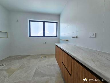 House For Sale - VIC - Kyabram - 3620 - Masterfully Built in The Edge Estate  (Image 2)