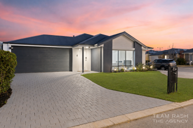 House For Sale - WA - Aveley - 6069 - Modern Family Living  (Image 2)