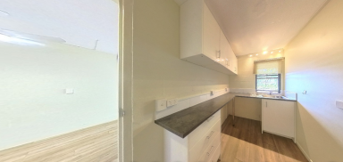 House For Lease - QLD - Cooroy - 4563 - Studio Apartment in Cooroy Township  (Image 2)