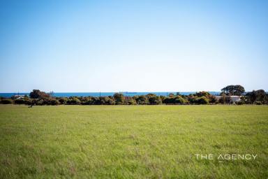 Residential Block For Sale - WA - Waggrakine - 6530 - Acreage Without Compromise  (Image 2)