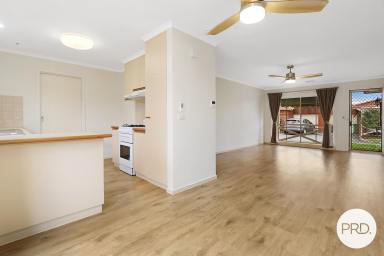 Unit For Sale - VIC - Wodonga - 3690 - CENTRAL WODONGA - WHEN CONVENIENCE MATTERS (Image 2)