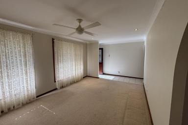 House For Lease - NSW - Raymond Terrace - 2324 - FAMILY HOME IN LAKESIDE (Image 2)