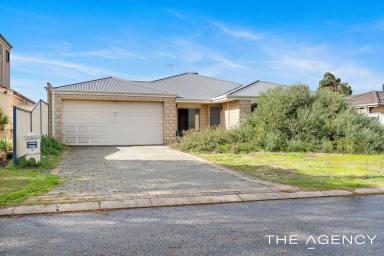 House For Sale - WA - Atwell - 6164 - Second Chance! Back on the Market!  (Image 2)
