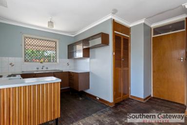House For Lease - WA - Orelia - 6167 - CLOSE TO PUBLIC TRANSPORT  (Image 2)