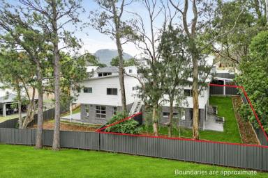 Townhouse For Sale - NSW - Mangerton - 2500 - BRAND NEW Townhouse with Private Reserve Access  (Image 2)