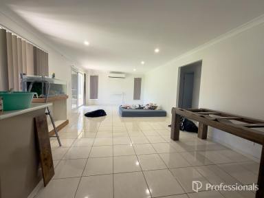 House For Lease - NSW - Oxley Vale - 2340 - 18 Regal Park Drive, Oxley Vale  (Image 2)