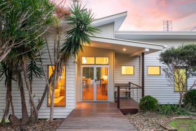 House For Sale - QLD - Ridgewood - 4563 - Rolling Ridgewood Hills with Space to Grow and Create (Image 2)