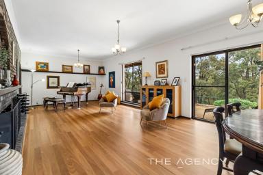 House For Sale - WA - Hovea - 6071 - Timeless Hills Living on Five Acres – Iconic Les Friday Built Character Home  (Image 2)