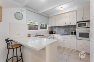 House For Sale - VIC - Balnarring Beach - 3926 - Relaxed Living by the Beach  (Image 2)