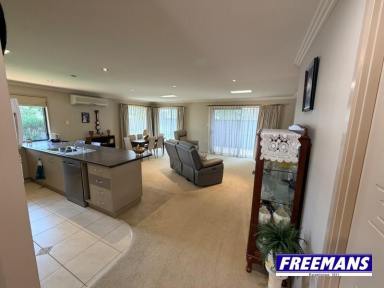 House For Sale - QLD - Kingaroy - 4610 - Private gated complex, walking distance to Kingaroy CBD  (Image 2)