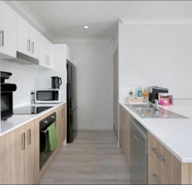 Townhouse For Sale - QLD - Caboolture - 4510 - Headline Goes Here  (Image 2)