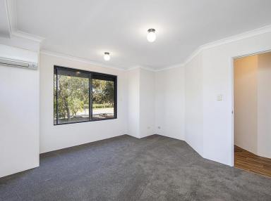 House For Sale - WA - Wattle Grove - 6107 - Family Living Opposite Nature with a Poolside Lifestyle  (Image 2)