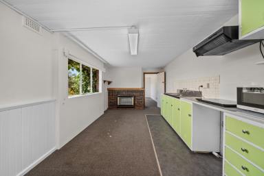 House For Lease - TAS - Austins Ferry - 7011 - Peaceful Living with Stunning Water Views - $420 per Week (Image 2)