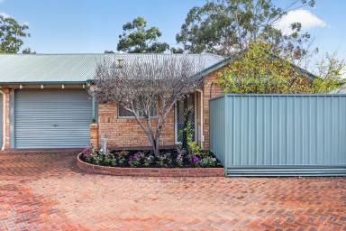 Villa For Sale - WA - Ballajura - 6066 - Peaceful Lakeside Living for Over 55s - Parkside Villa with Stunning Views (Image 2)