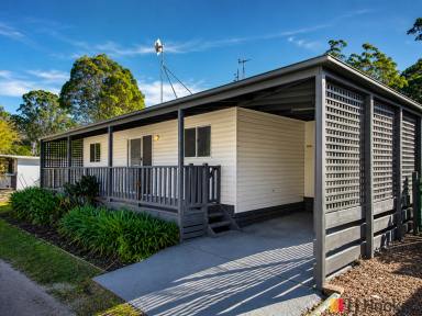 House For Sale - NSW - North Batemans Bay - 2536 - Over 55's Permanent Living Beautifully Renovated - Pet Friendly - Live Here 365 Days a Year! (Image 2)