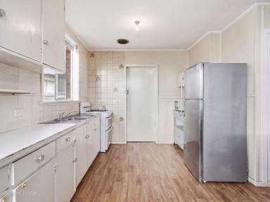 House For Lease - TAS - Claremont - 7011 - Spacious Family Home with Large Backyard - 13 Euston Street, Claremont (Image 2)