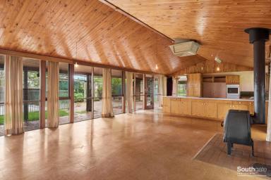 House For Sale - SA - McLaren Vale - 5171 - Nature Lover’s Paradise on 2.3 Acres (Approx.) (Image 2)