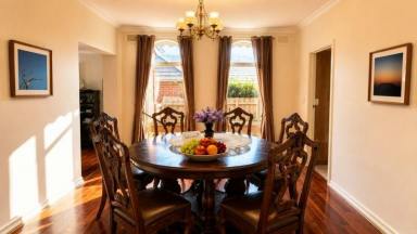 House For Lease - VIC - Balwyn North - 3104 - Spacious Family Home in Balwyn High School Zone (Image 2)