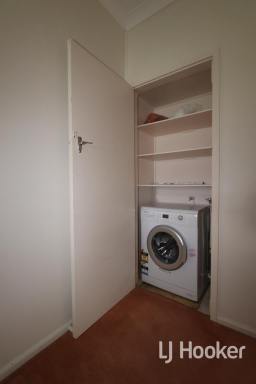Unit For Lease - NSW - Inverell - 2360 - Tidy 1 Bedroom Unit  (Image 2)