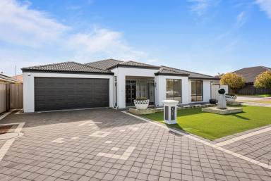 House For Sale - WA - Wattle Grove - 6107 - Stunning Family Home Below Replacement Value (Image 2)