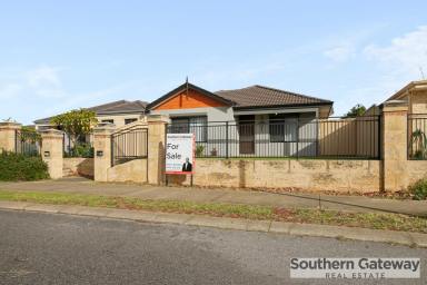 House For Sale - WA - Baldivis - 6171 - MODERN, LOW MAINTENANCE LIVING IN A GREAT BALDIVIS LOCATION  (Image 2)